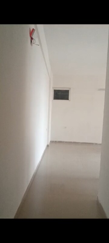 Room in 2 BHK Apartment at Shree Vardhman Green Court, Sector 90 – for Sale
