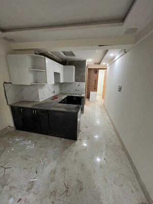 Kitchen in 3 BHK Builder Floor at Sector 73 – for Sale