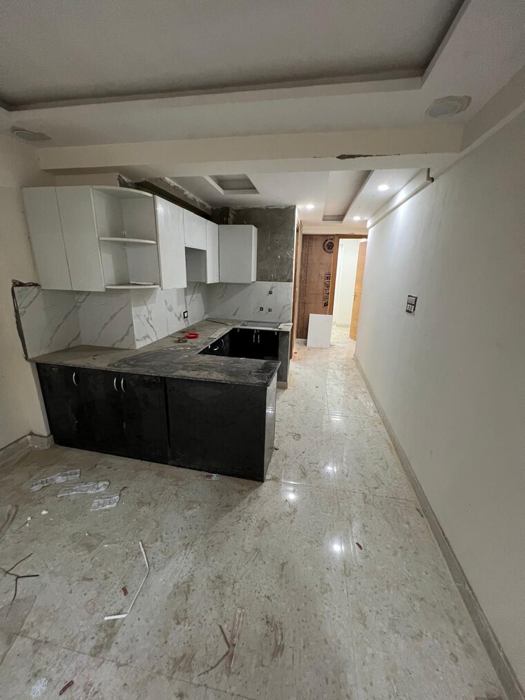 Kitchen, sector 73 3 Bedroom 1500 Sq.Ft. Builder Floor In Sector 73 Noida 8632716