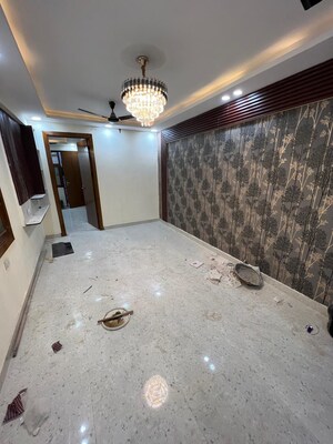 Bedroom in 3 BHK Builder Floor at Sector 73 – for Sale