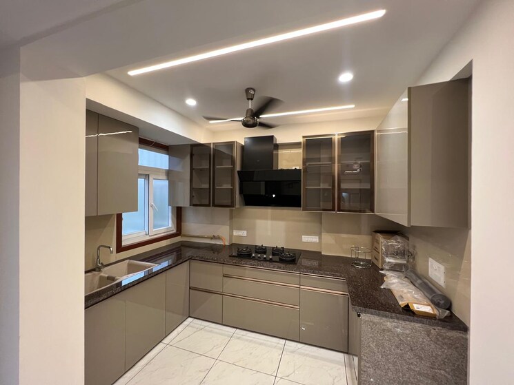 Kitchen, sector 73 3 Bedroom 1500 Sq.Ft. Builder Floor In Sector 73 Noida 8632716