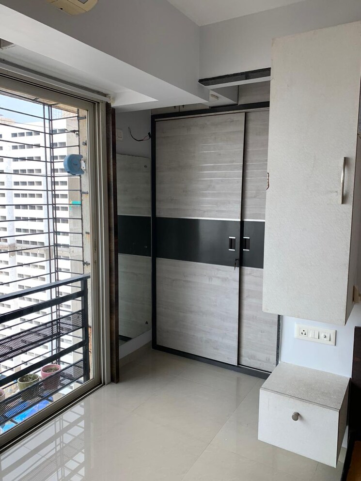 Kitchen, raheja-interface-heights 2 Bedroom 800 Sq.Ft. Apartment In Malad West Mumbai 8632739