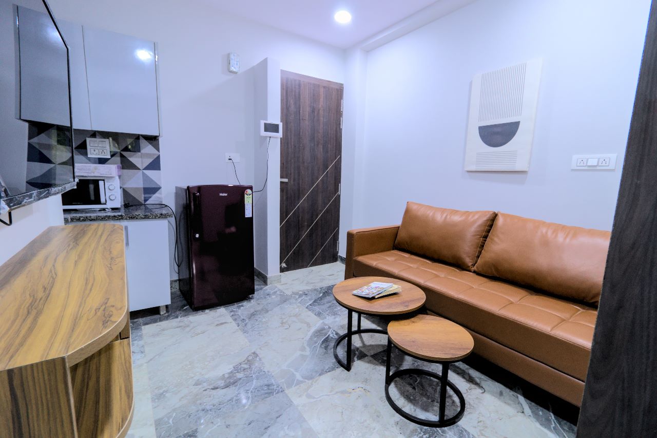 1 BHK 1000 Sq.Ft. Apartment in Bancourt Apartment