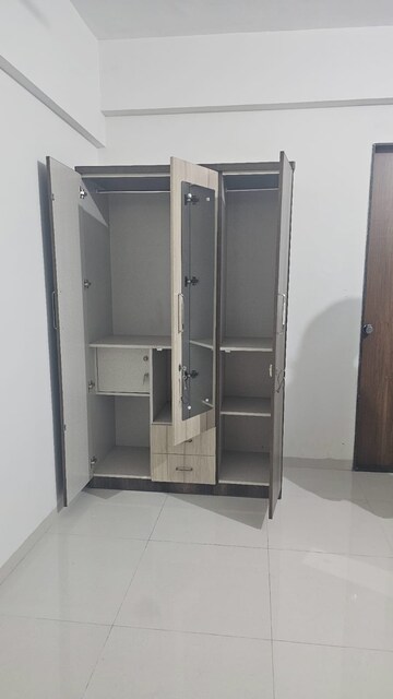 1 BHK Apartment For Rent in Swaroop Marvel Gold, Bhandup West