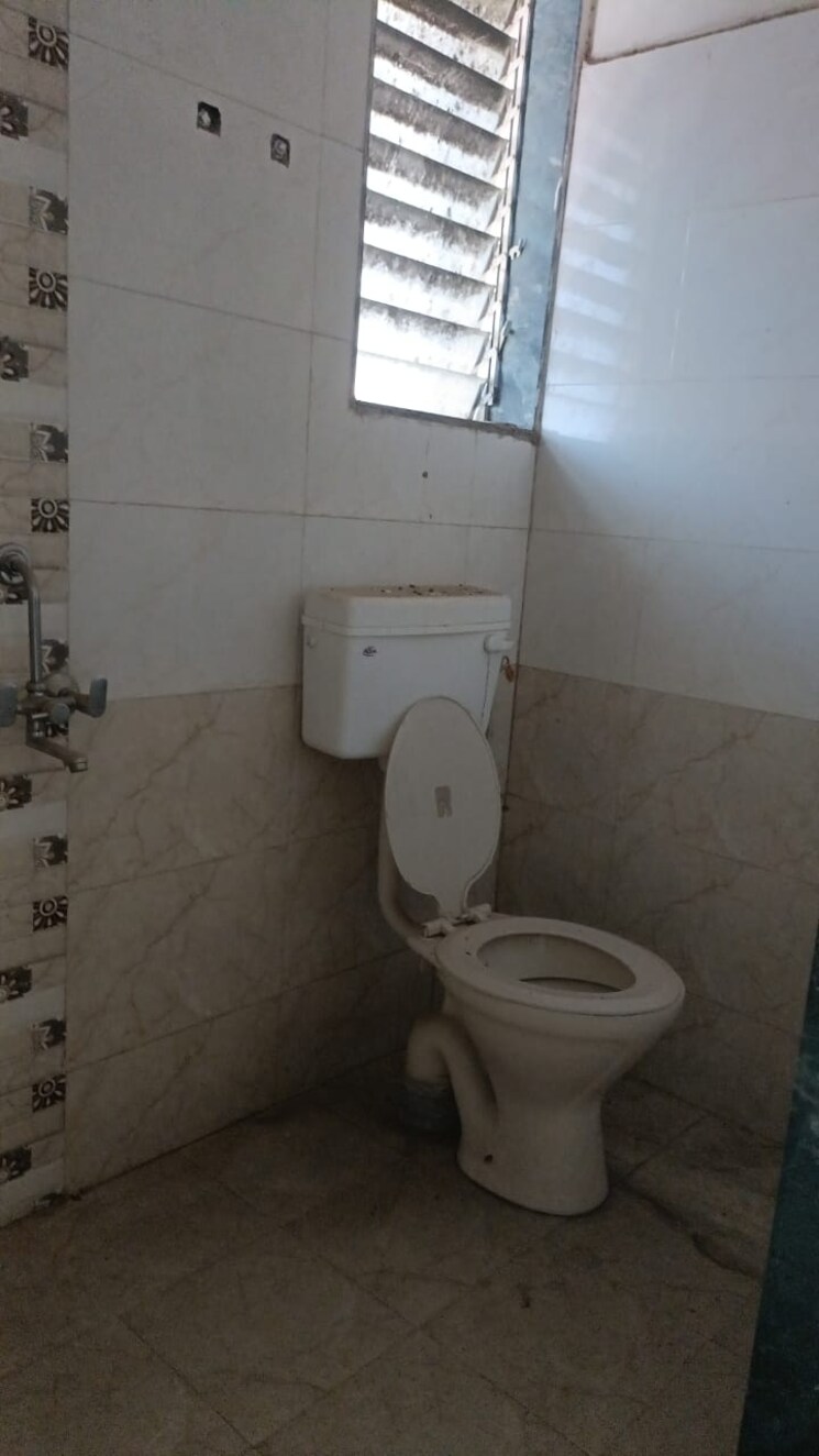Bathroom, ulwe sector 17 2 Bedroom 1100 Sq.Ft. Apartment In Ulwe Sector 17 Navi Mumbai 8632751