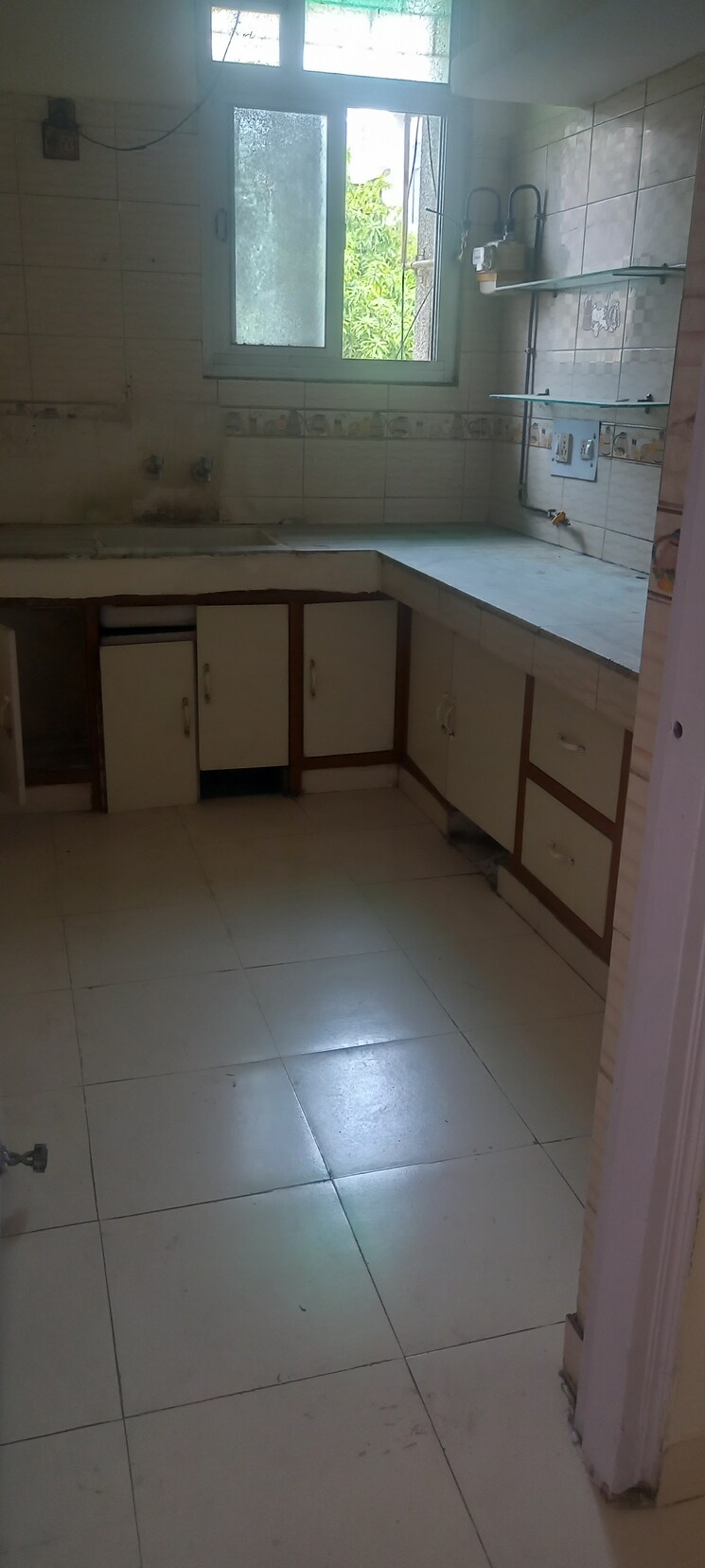 Kitchen, ip extension 2 Bedroom 950 Sq.Ft. Apartment In Ip Extension Delhi 8632769