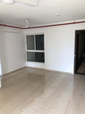 Room in 2 BHK Apartment at Courtyard by Narang Realty and The Wadhwa Group, Pokhran Road No Two – for Rent