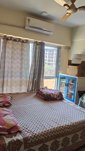 Bedroom in 2 BHK Apartment at Shell Colony, Chembur – for Rent