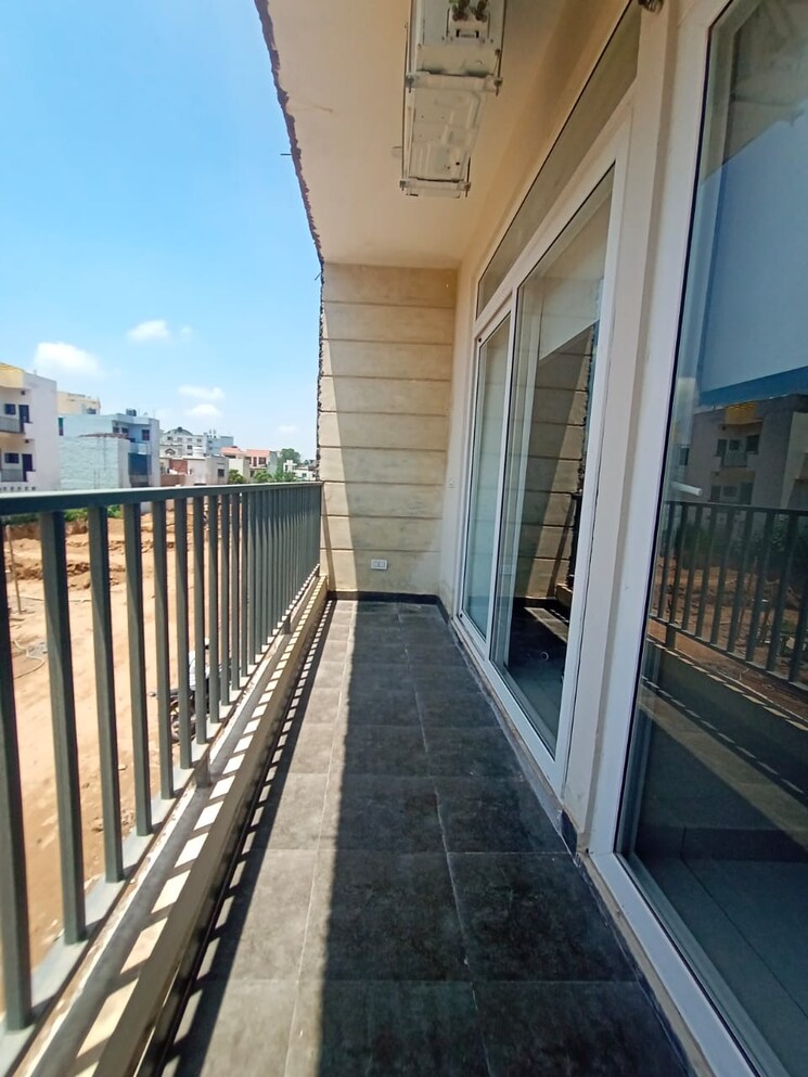 Balcony, kharar kurali highway 3 Bedroom 1080 Sq.Ft. Apartment In KharaR Kurali Highway Mohali 8632793