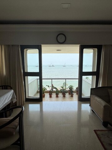 Living Room in 4 BHK Apartment at Bandra West – for Rent