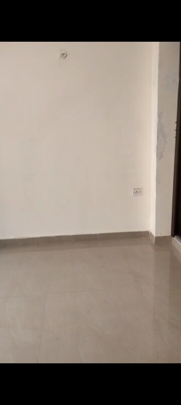 2 BHK Apartment For Rent in Milan Earth, Raj Nagar Extension