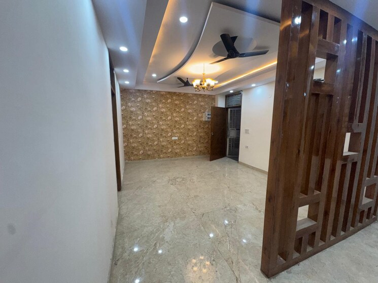 Kitchen, sector 73 2 Bedroom 1000 Sq.Ft. Builder Floor In Sector 73 Noida 8632883