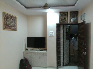 Living Room in 1 BHK Apartment at Seawoods – for Rent