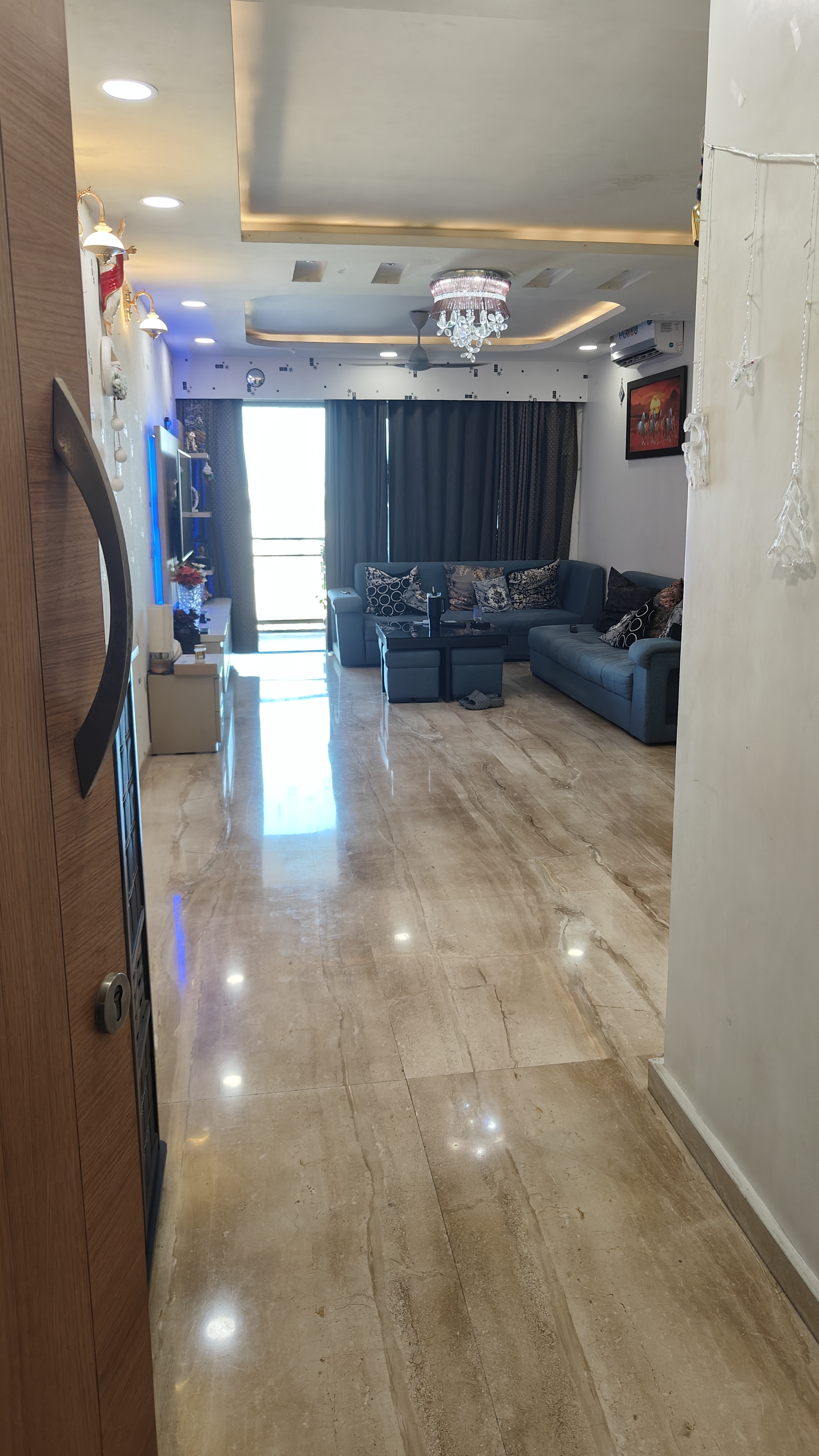 3 BHK 2000 Sq.Ft. Apartment in Radius Imperial Heights