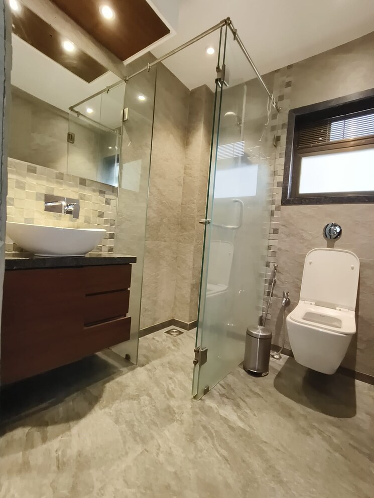 Bathroom, shailja-apartment 2 Bedroom 1200 Sq.Ft. Apartment In Pali Hill Mumbai 8632918