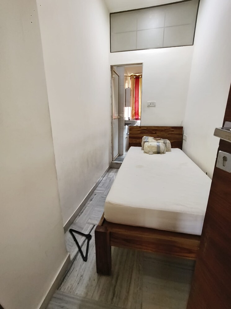 Bathroom, shailja-apartment 2 Bedroom 1200 Sq.Ft. Apartment In Pali Hill Mumbai 8632918