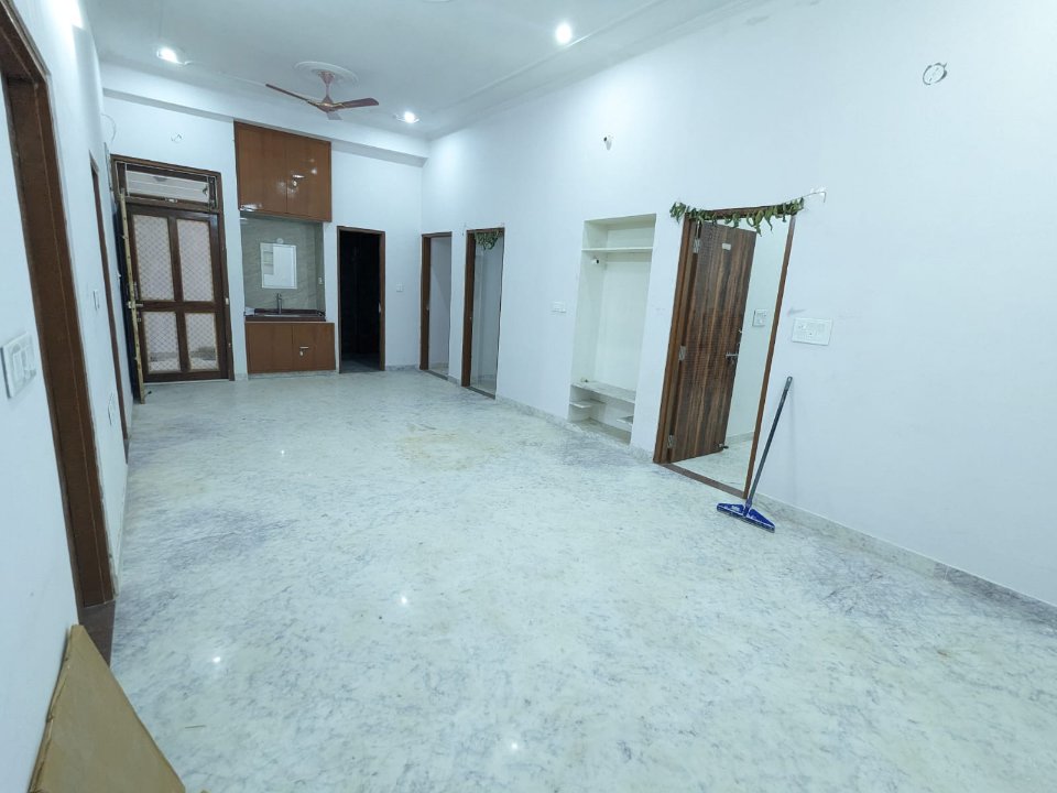 4 BHK + Pooja Room,Study Room Independent House For Rent in Mansarovar Extension