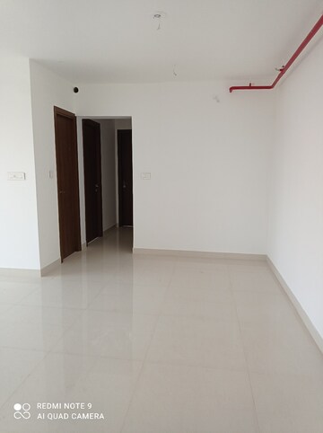 Room in 2 BHK Apartment at Sunteck City Avenue 1, Goregaon West – for Rent