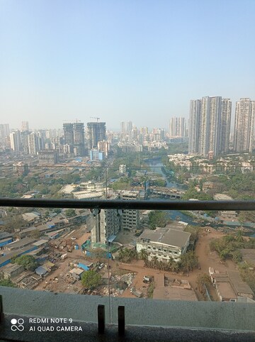 Swimming Pool in 2 BHK Apartment at Sunteck City Avenue 1, Goregaon West – for Rent