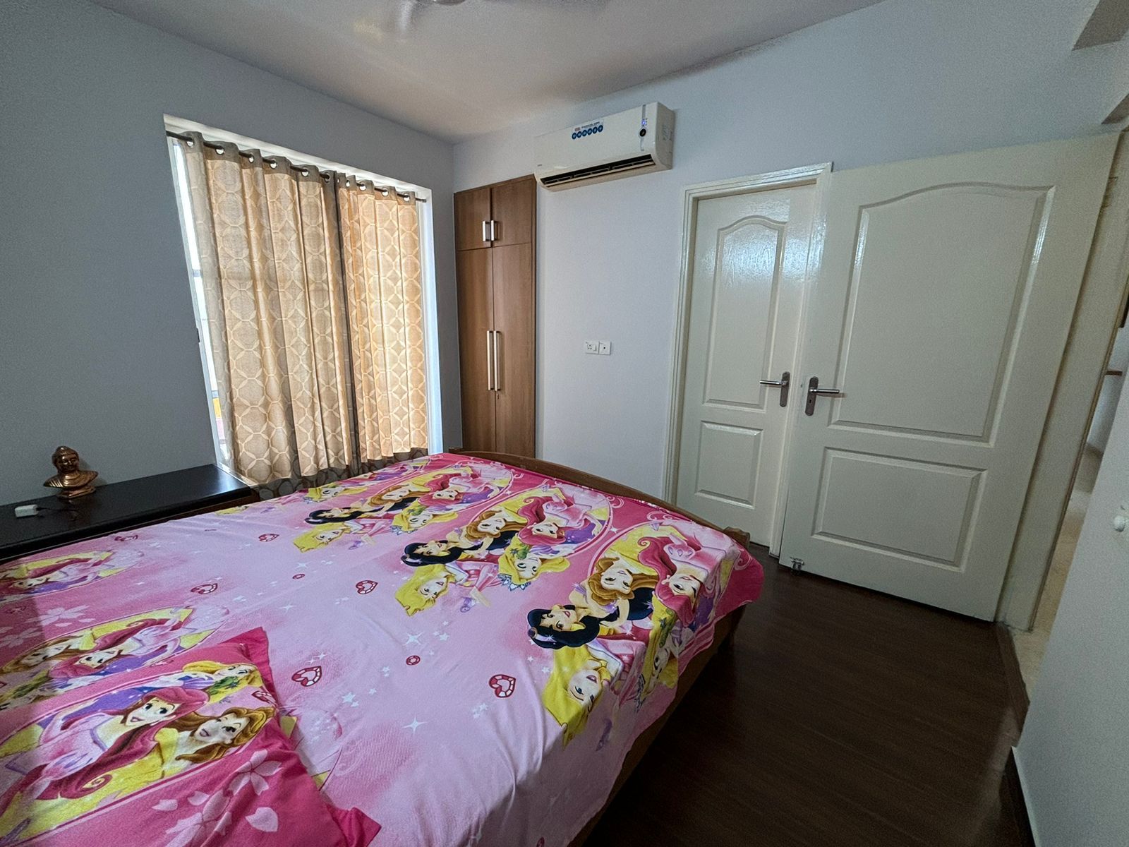 4 BHK + Pooja Room Builder Floor For Rent in DLF Garden City Plots I