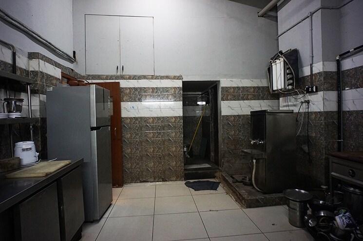 Floor Plan, dev-aurum Commercial Showroom 2350 Sq.Ft. In Prahlad Nagar Ahmedabad 8632971