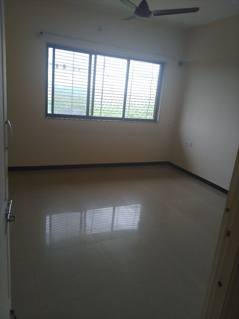 2 BHK Apartment For Sale in Charkop Sector 8