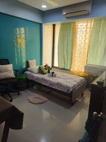 2 BHK Apartment For Rent in Seawoods