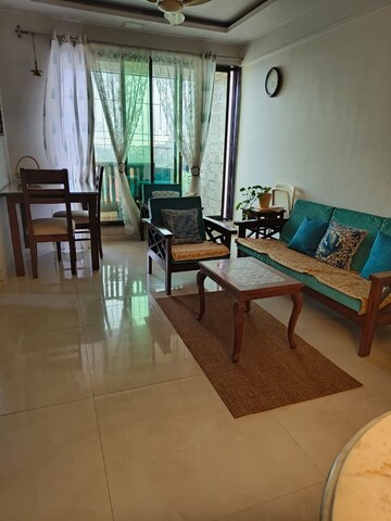 Living Room in 2 BHK Apartment at Seawoods – for Rent