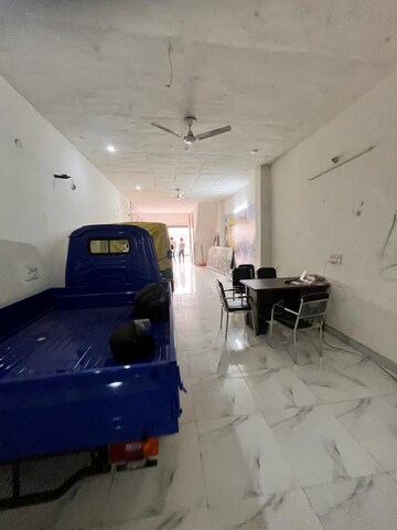 Parking in  Showroom at Ambala Highway – for Sale