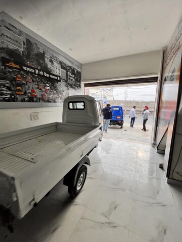 Parking in  Showroom at Ambala Highway – for Sale