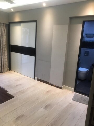 Bedroom in 2 BHK Apartment at Bandra West – for Rent