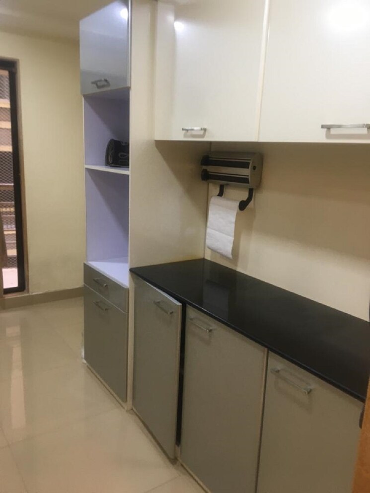 Kitchen, bandra west 2 Bedroom 750 Sq.Ft. Apartment In Bandra West Mumbai 8633025