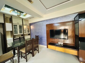 Living Room in 2 BHK Apartment at Seawoods – for Rent