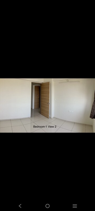 Room in 3 BHK Apartment at Siddhi Aarohi Elysium, South Bopal – for Rent