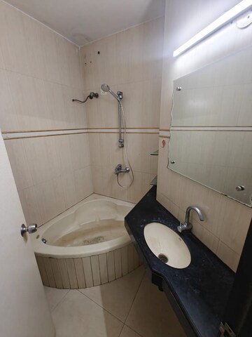 Bathroom in 3 BHK Builder Floor at Andheri West – for Rent