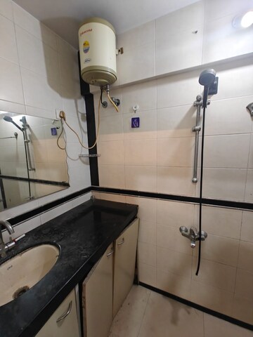 Bathroom in 3 BHK Builder Floor at Andheri West – for Rent