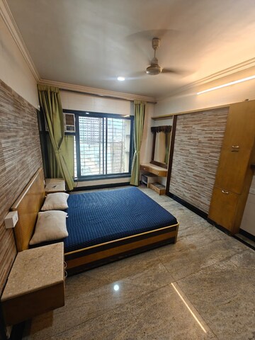 Living Room in 3 BHK Builder Floor at Andheri West – for Rent