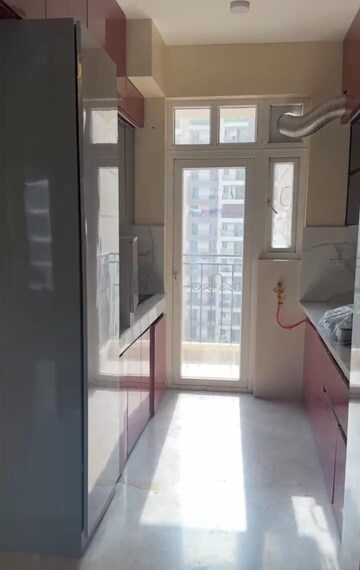 Room in 3 BHK Apartment at ATS Nobility, Sector 4 Greater Noida – for Rent