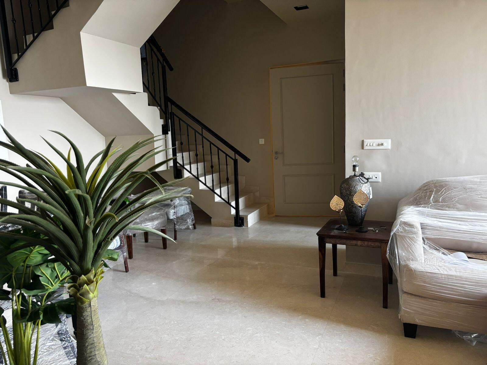 3 BHK + Pooja Room,Servant Room Apartment For Rent in Indiabulls Sky Forest