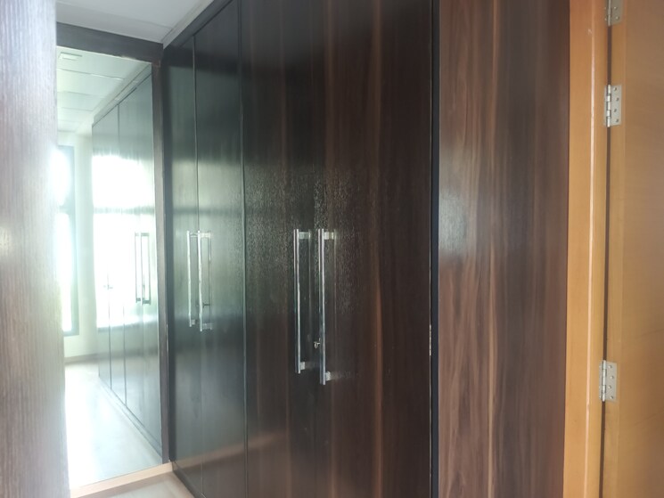 Bedroom, sobha-international-city-phase-1 5 Bedroom 5816 Sq.Ft. Villa In Sector 109 Gurgaon 8633137