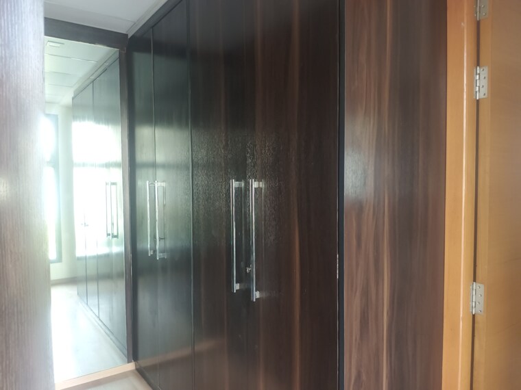 Bedroom, sobha-international-city-phase-1 5 Bedroom 5816 Sq.Ft. Villa In Sector 109 Gurgaon 8633137