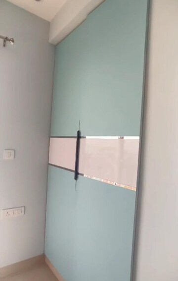 Room in 3 BHK Apartment at ATS Nobility, Sector 4 Greater Noida – for Rent