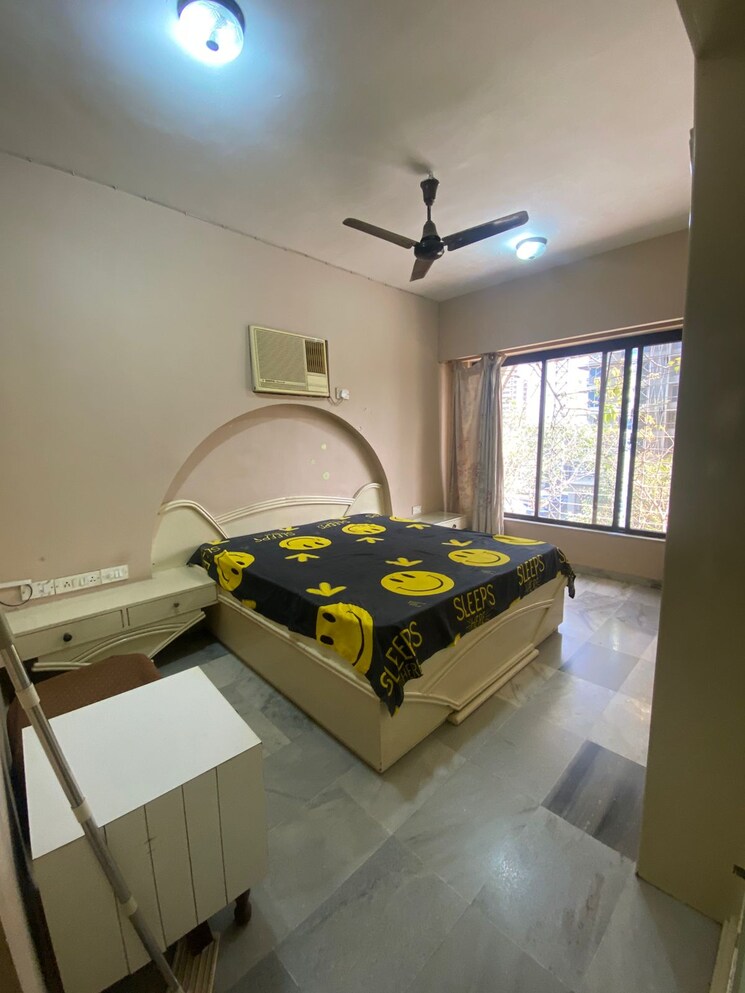 Team Area, khar west 3 Bedroom 1650 Sq.Ft. Apartment In Khar West Mumbai 8633145