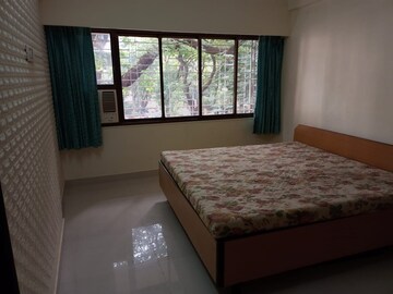 Bedroom in 2 BHK Apartment at Bandra West – for Rent