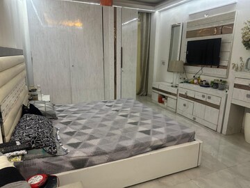 Kitchen in 3 BHK Builder Floor at East Of Kailash – for Rent
