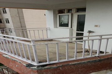 2.5 BHK Apartment For Rent in KLJ Greens, Sector 77