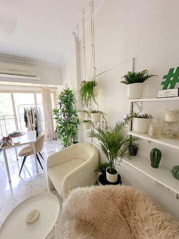 Living Room in 3 BHK Apartment at Khar West – for Rent