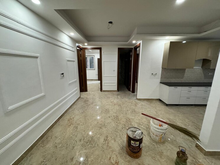 Room, sector 74 4 Bedroom 1850 Sq.Ft. Builder Floor In Sector 74 Noida 8633233