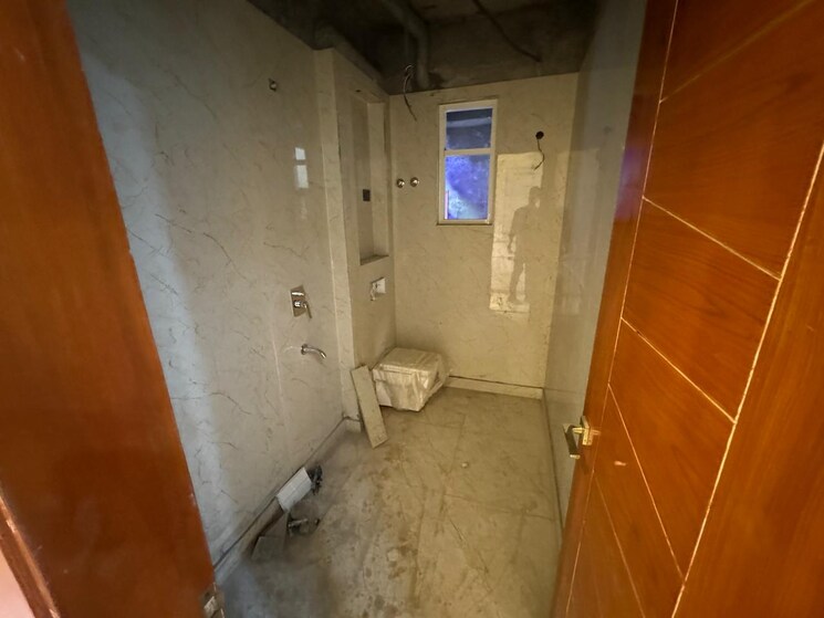 Bathroom, sector 74 4 Bedroom 1850 Sq.Ft. Builder Floor In Sector 74 Noida 8633233