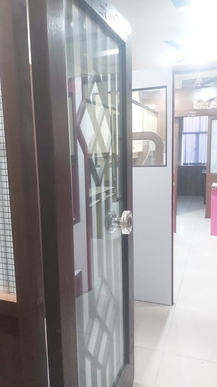 Floor Plan, mayur vihar phase 1 extension Commercial Office Space 400 Sq.Ft. In Mayur Vihar Phase 1 Extension Delhi 8633234